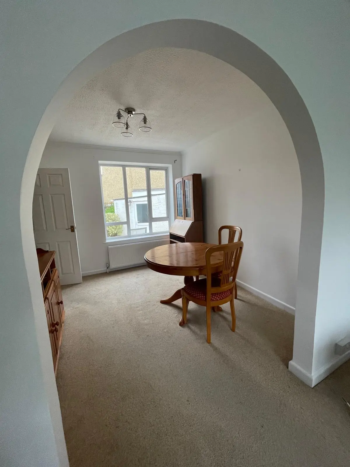 Home 24 Interior loungediner walls ceilings and woodwork bs16-6ll-after