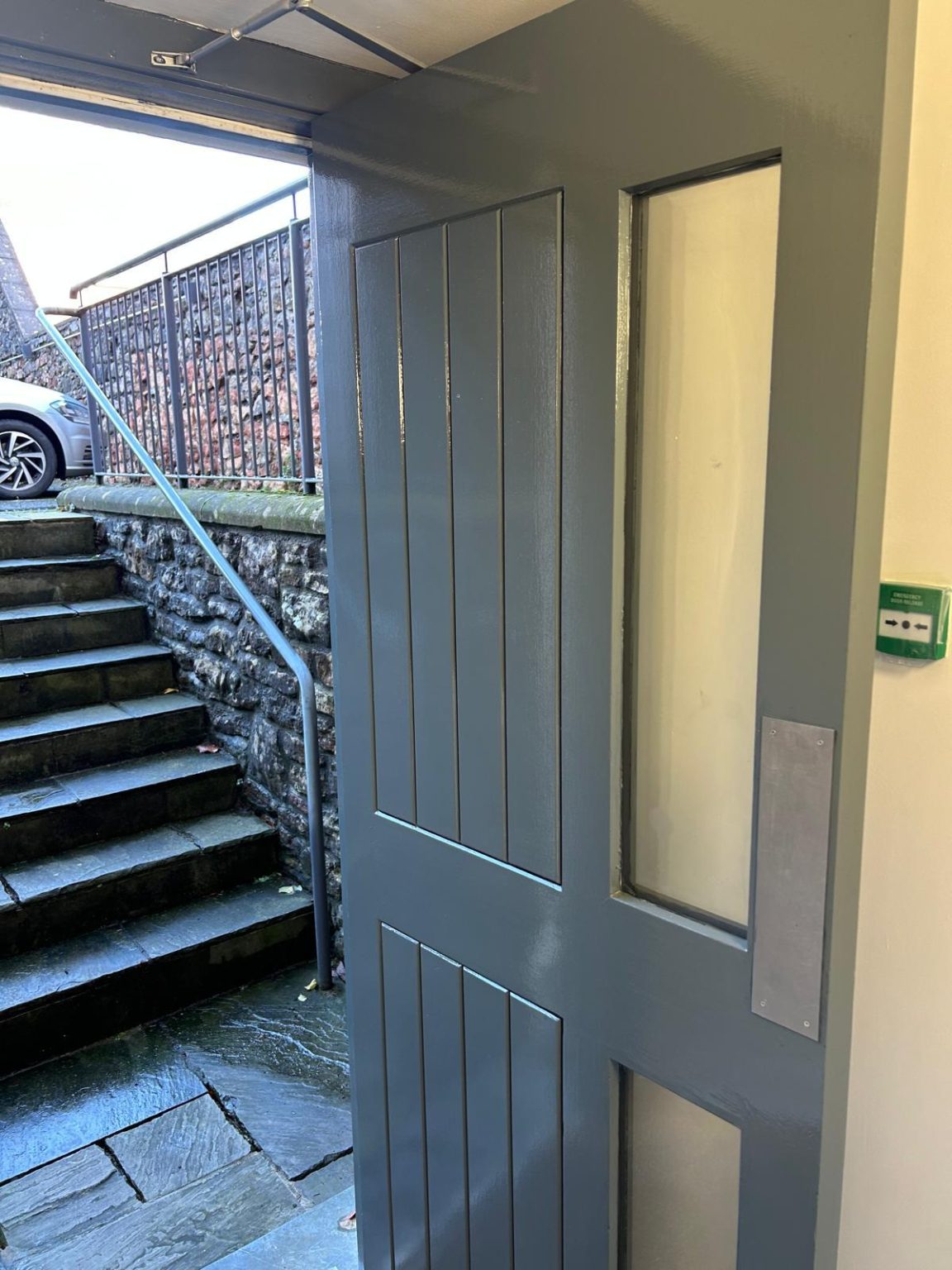 Home 28 door-painting-redland-bs6-bristol