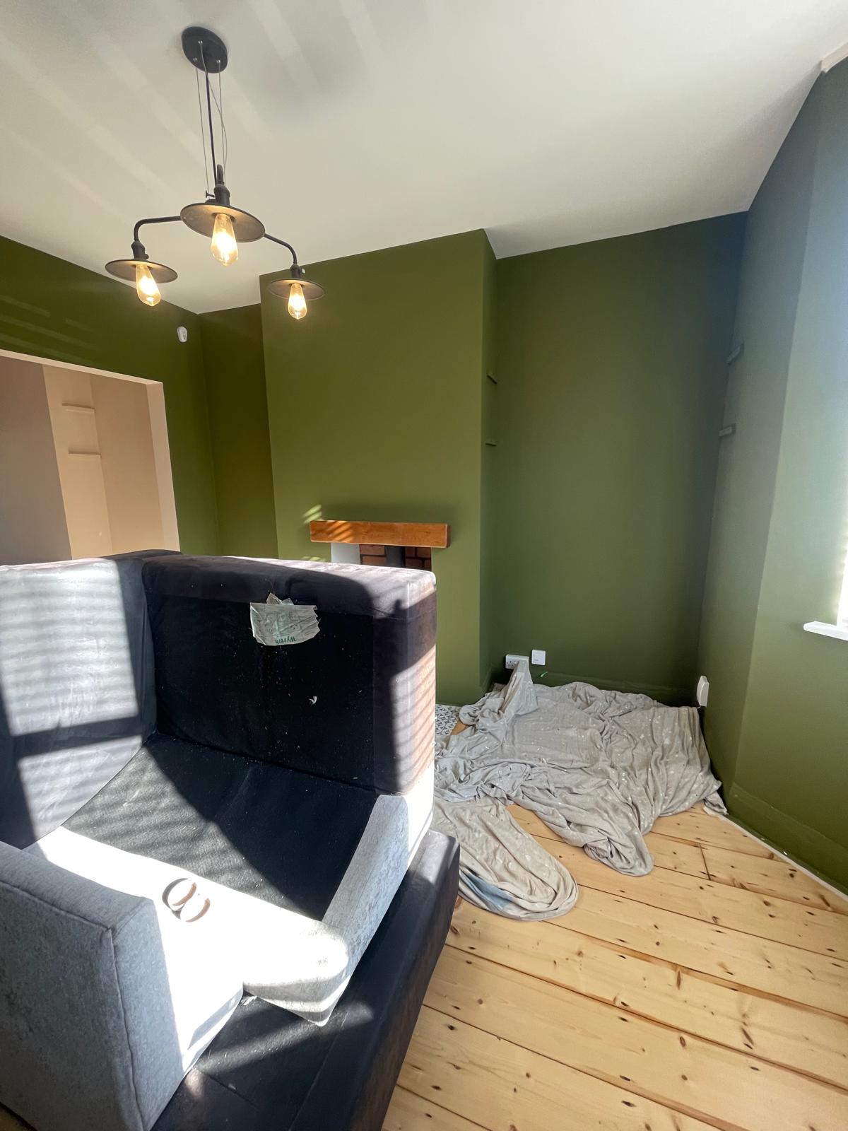 Home 21 living-room-painting-bedminster-bs3
